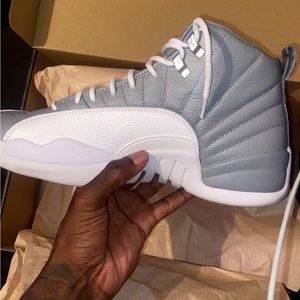 Air Jordan 12 Retro ‘Stealth’